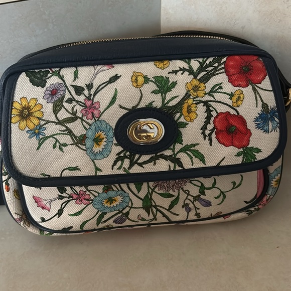 Gucci Floral Crossbody Bag - Picture 1 of 13